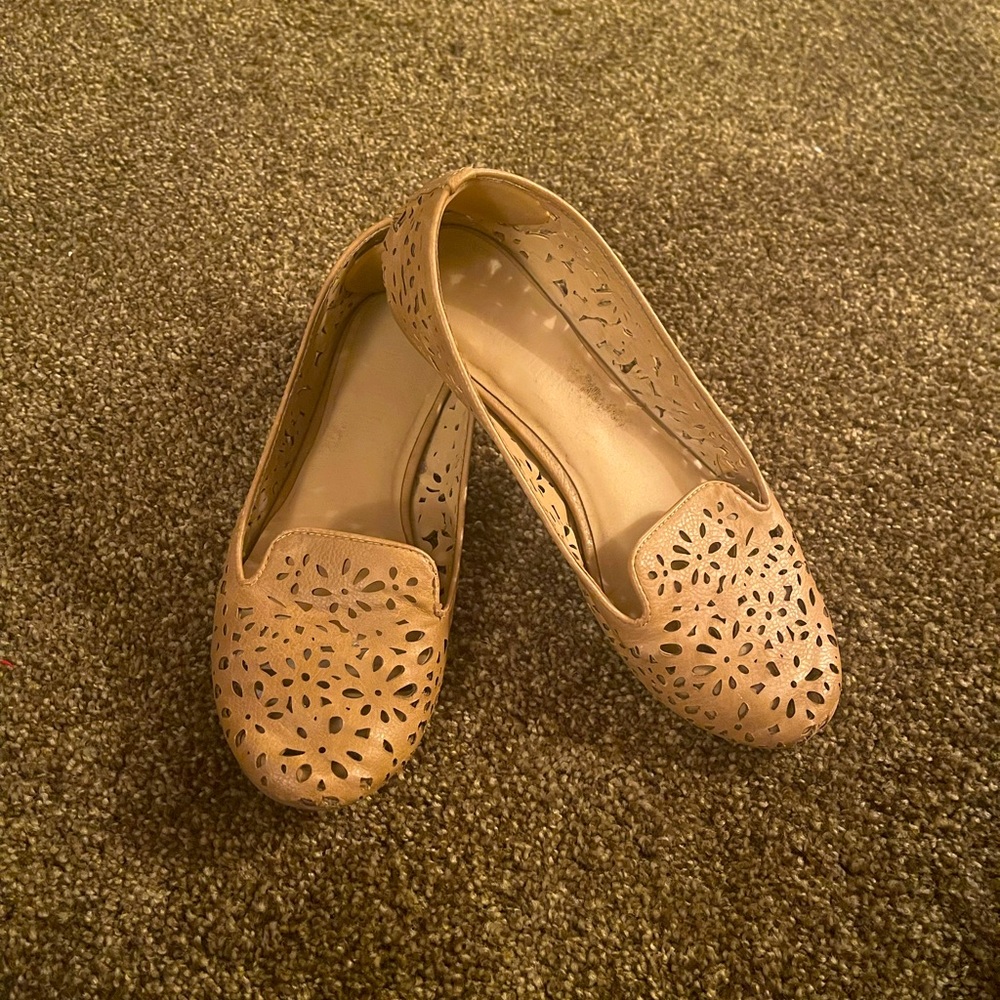 Cosmopolitan Nude Ballet Flat with Open Detailing